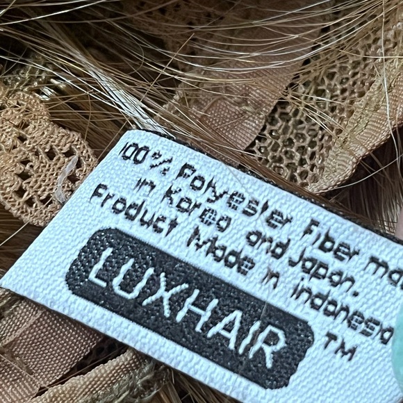 LUXHAIR Stylish Brown Blonde Highlights Hair Wig - Picture 6 of 8